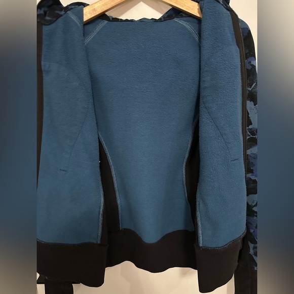 Lululemon: Women’s Full Zip Scuba Hoodie- Size 6 - Picture 11 of 12